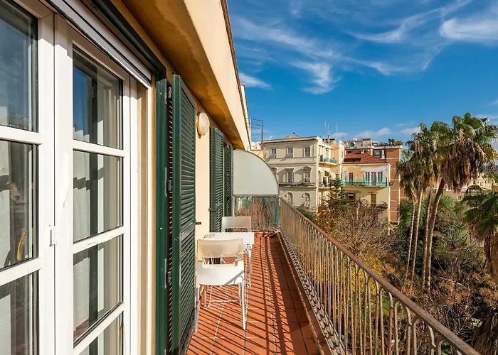 Relais La Lanterne Konukevi Cagliari