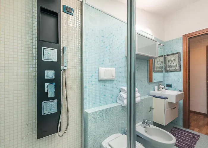 Konukevi Relais La Lanterne 4*